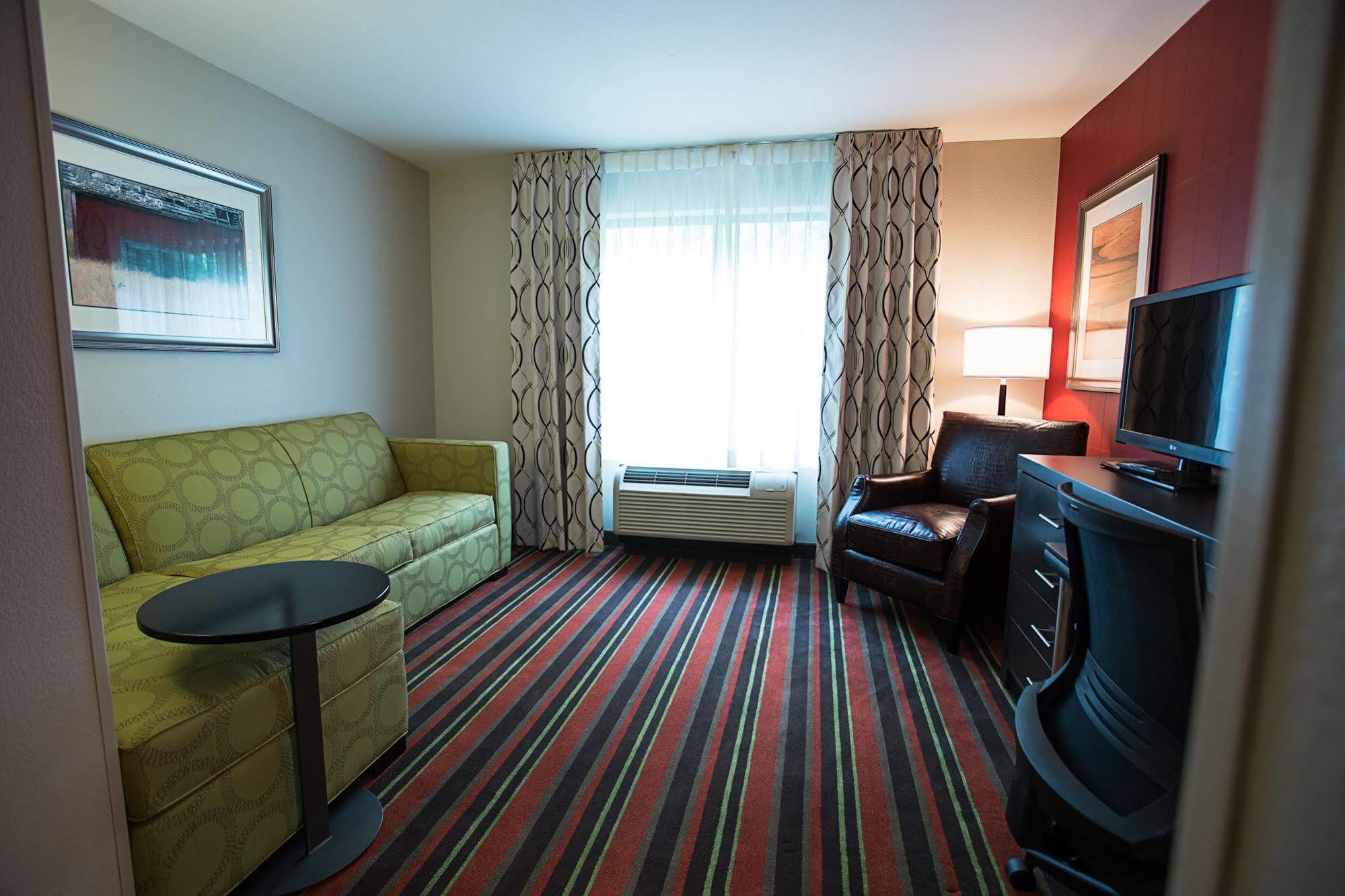Fairfield Inn & Suites By Marriott Moscow Εξωτερικό φωτογραφία