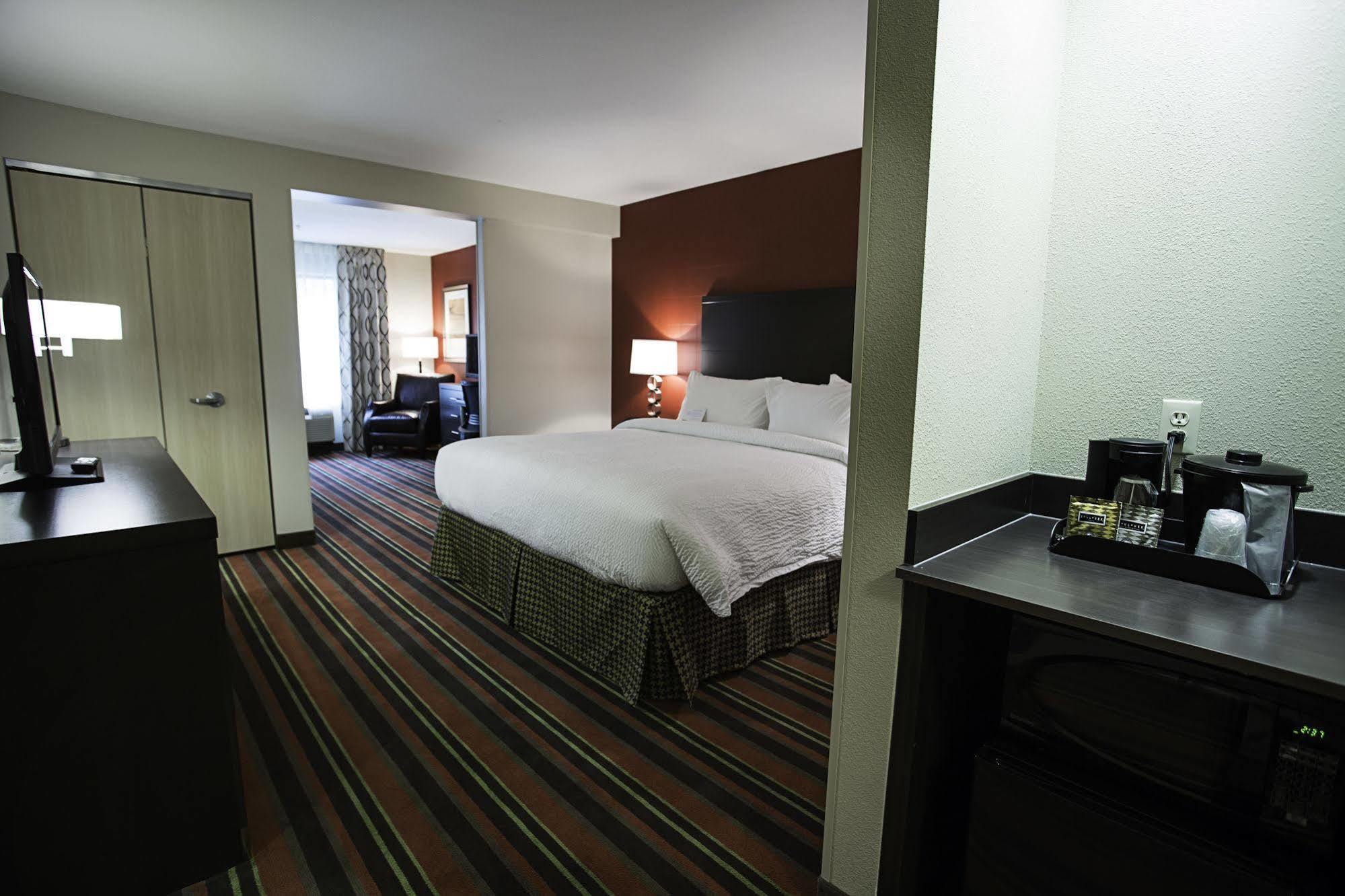 Fairfield Inn & Suites By Marriott Moscow Εξωτερικό φωτογραφία